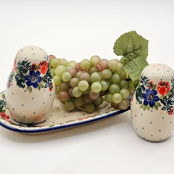 Colorful Polish Pottery Salt and Pepper Set by Boleslawiec-Garden Party Pattern - Picture 6 of 8